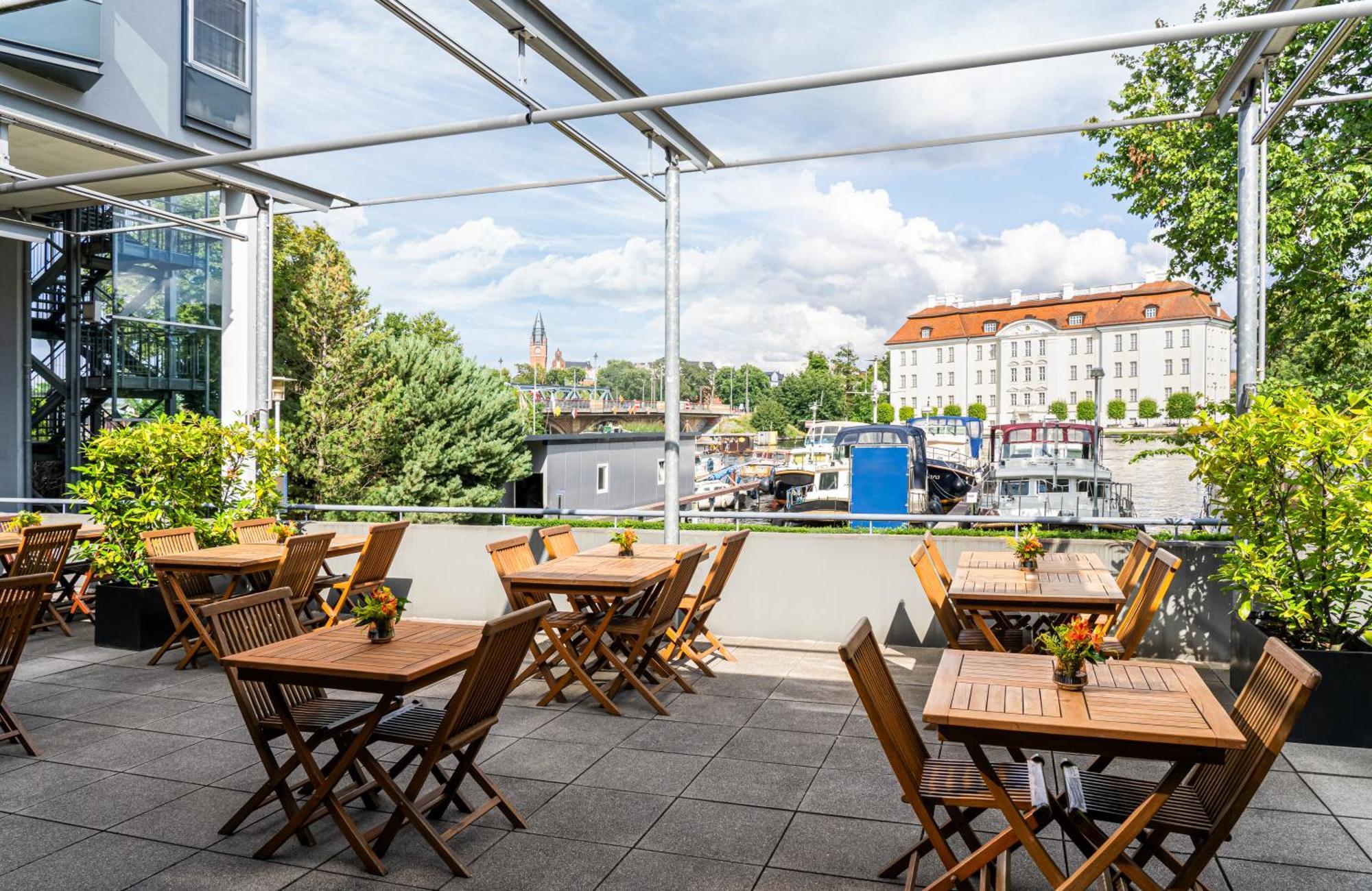 Hotel Berlin Kopenick By Leonardo Hotels Exterior photo